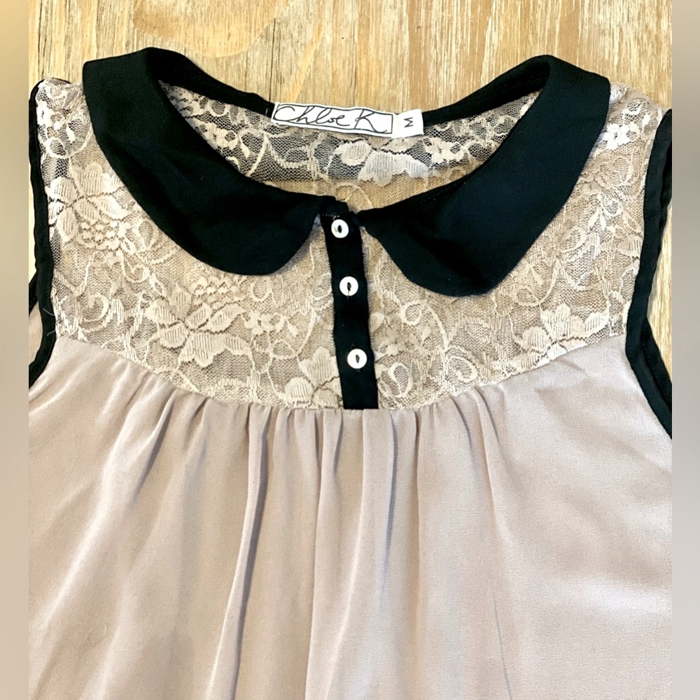 Chloe K Sleeveless Blouse w/Collar - Picture 2 of 4